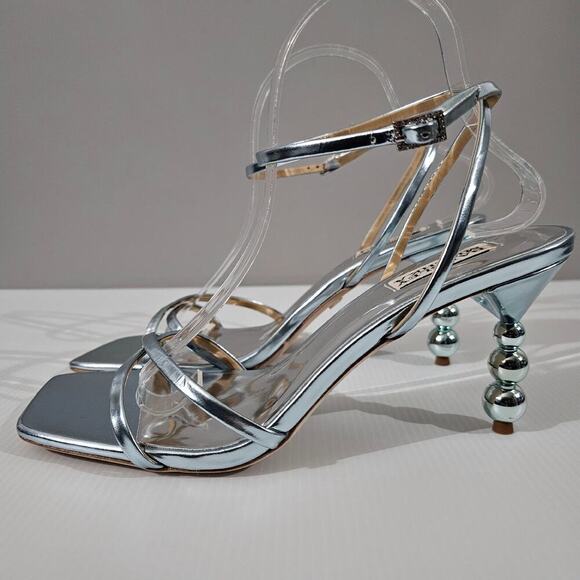 Badgley Mischka Callie Sandal Womens 10 Metallic Mint Leather Beaded Pearl Heel - Picture 1 of 15